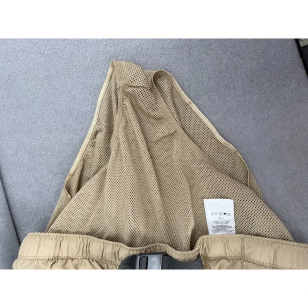 Columbia Shorts Mens L Tan Khaki Water Swim Trunks Mesh‎ Liner Zip Pocket Belted